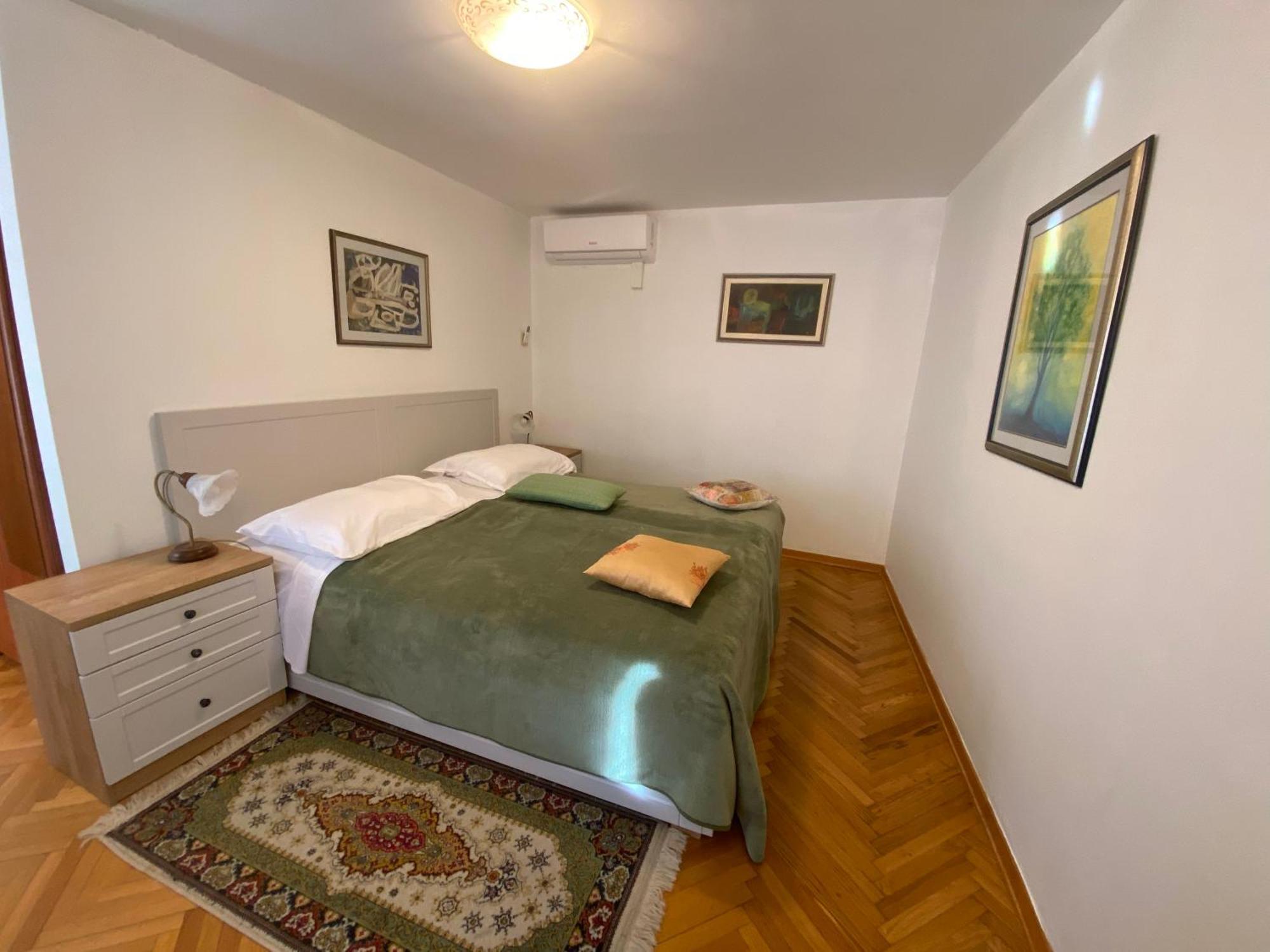 Rooms Base Split Kültér fotó